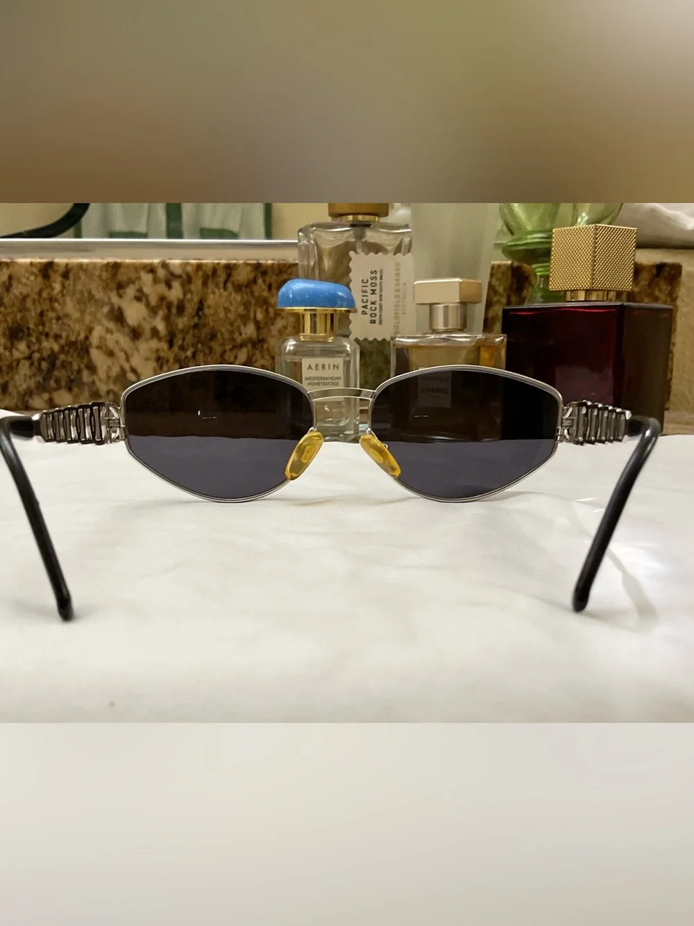 VINTAGE DIOR 90’s Sunglasses - Picture 4 of 7